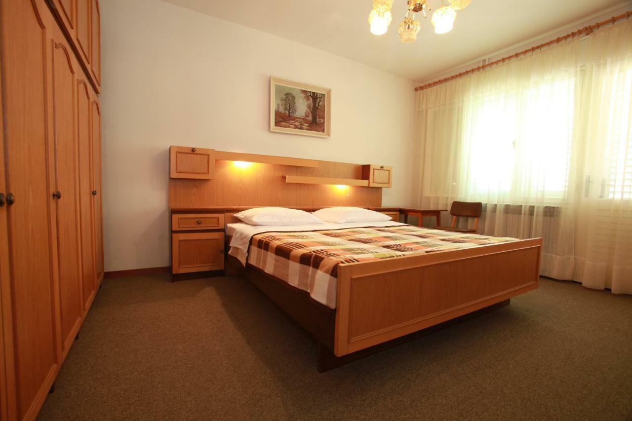 Apartments & Room Jagoda Башка Экстерьер фото